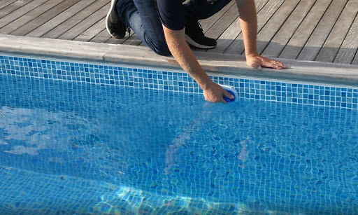 Inspirationsbild poolstädning